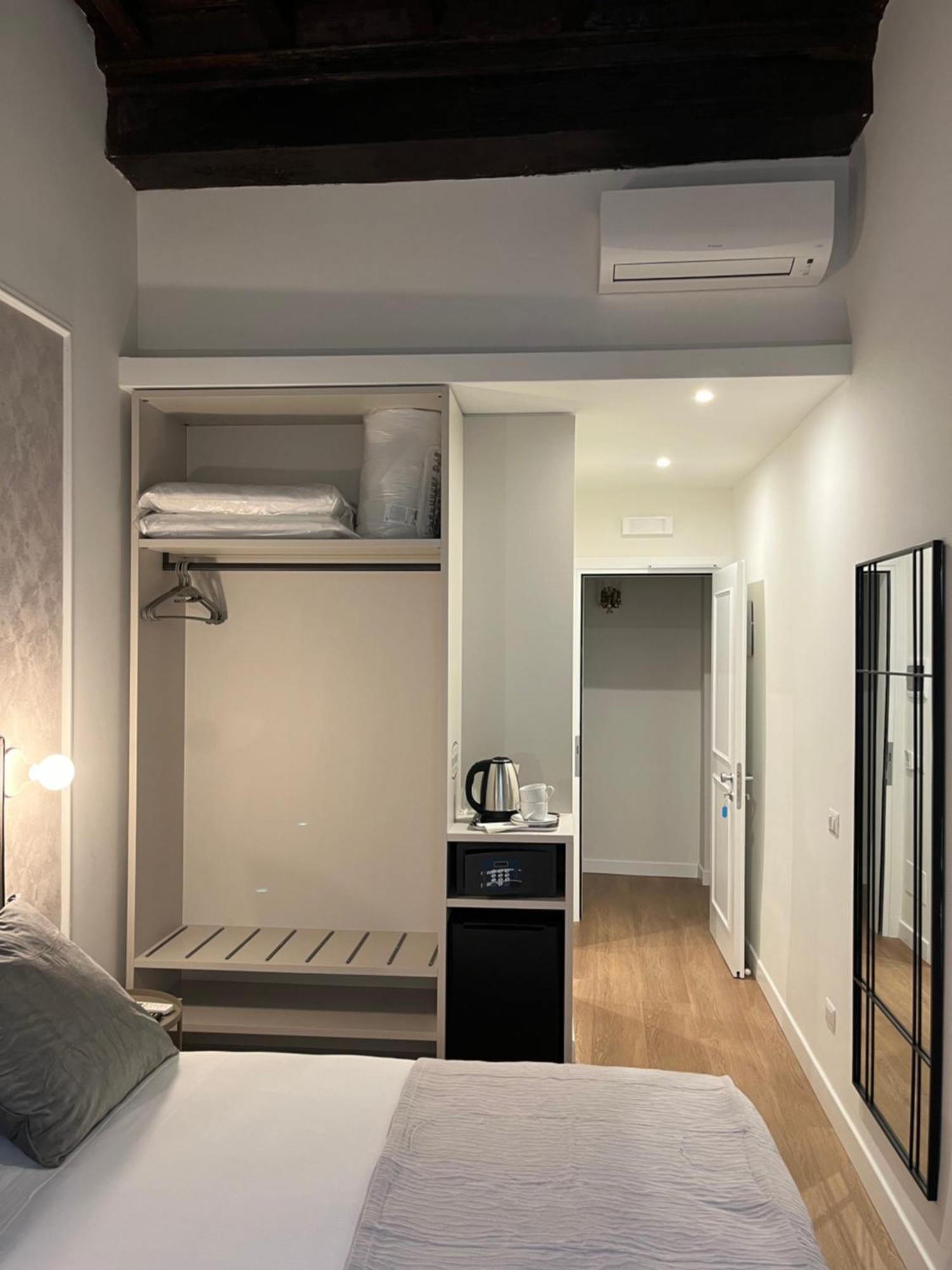 Maison Romana Trastevere Suites Bagian luar foto