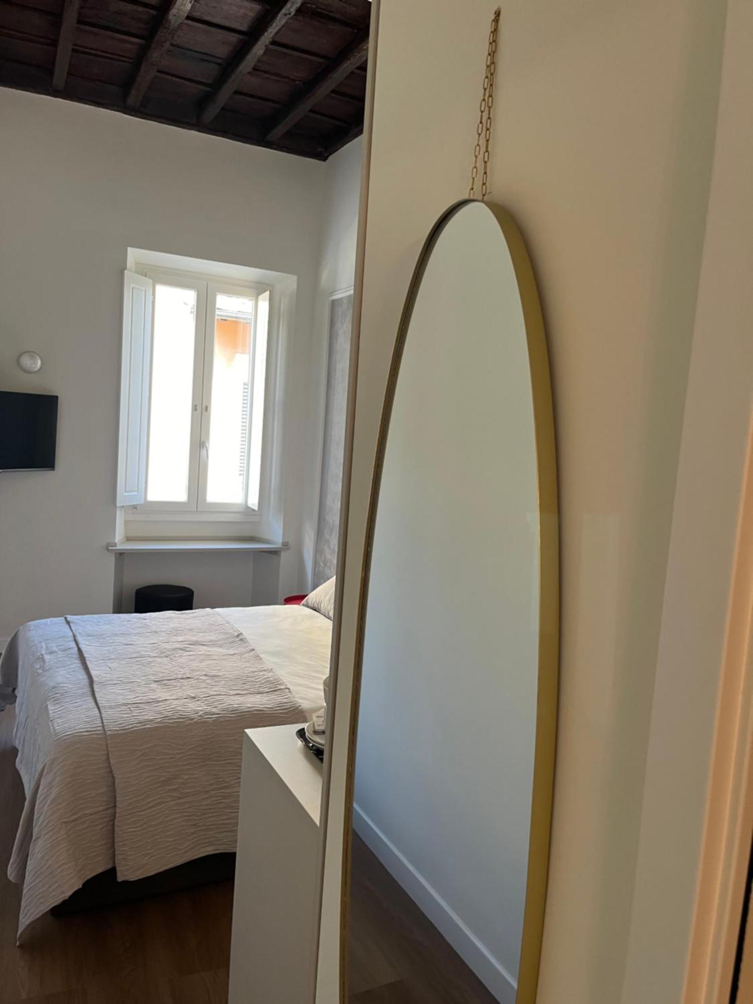 Maison Romana Trastevere Suites Bagian luar foto